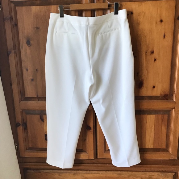 Anne Klein size 10 white capri dress pants - Picture 2 of 9